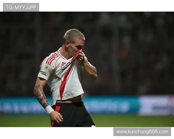 前球探揭秘马斯坦托诺转会内幕马竞几乎已与其达成协议